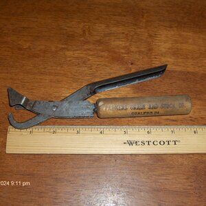 Antique kitchen item, Farmers Grain and Stock company